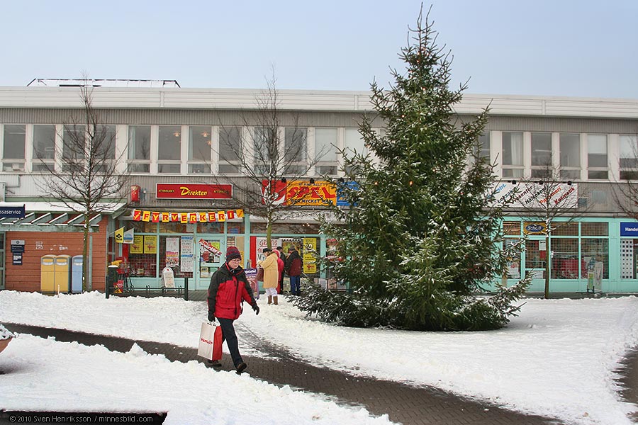 Torget i Lomma vinter. Gamla Lommabilder. Sven Henriksson minnesbild.com