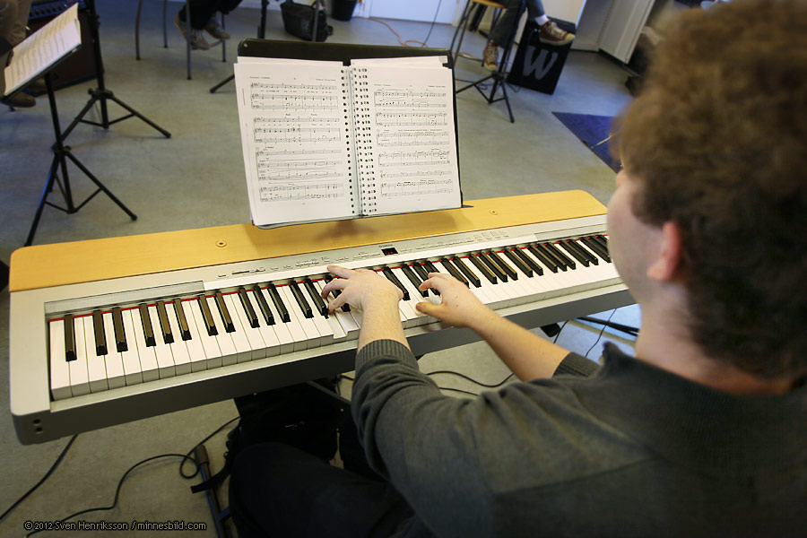 Footloose musical Lars-Erik Larssongymnasiet LEL Foto: Sven Henriksson, minnesbild.com
