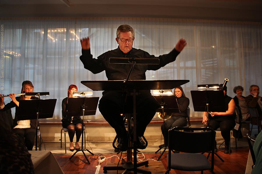 Lihkören sjunger Bellman, Hans Lundgren leder kör och blåskvintett